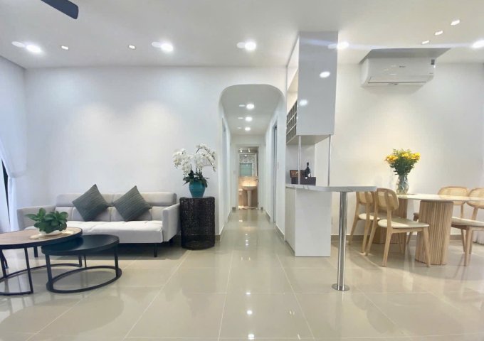 Cần bán căn hộ Nam Khang , Phú Mỹ Hưng, Quận 7, dt:120m2, 3PN , có ô xe hơi  hầm , giá : 7.4 tỷ.LH:0906611859 Thư