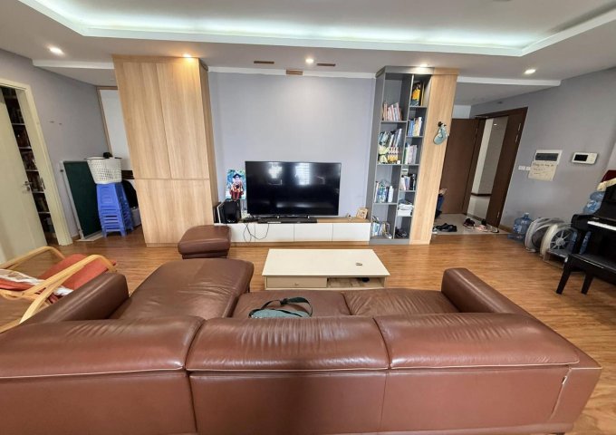 💥💥Lô góc CC Time Tower 35 Lê Văn Lương 128m 3PN Nội thất cao cấp, 9.7 Tỷ