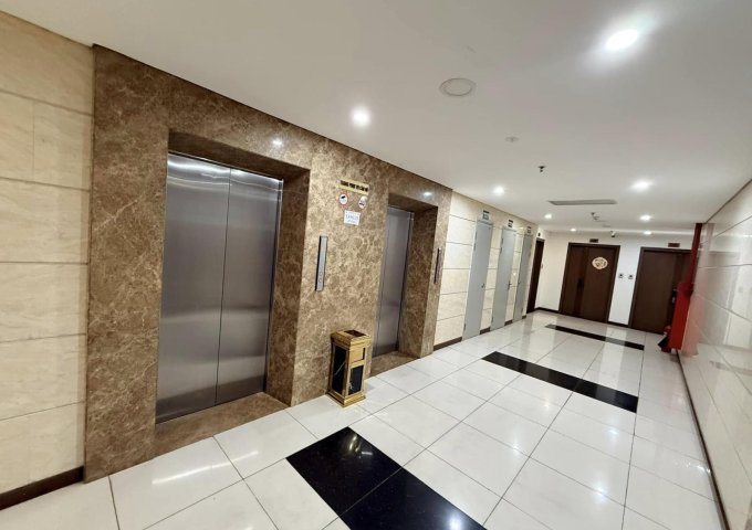 💥💥Lô góc CC Time Tower 35 Lê Văn Lương 128m 3PN Nội thất cao cấp, 9.7 Tỷ