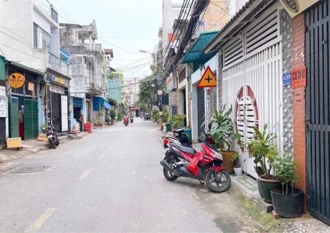 --Bán nhà mặt tiền đường Tân Phước, phường 8, Tân Bình; 4x8 - 4 tầng