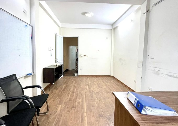 Bán nhà mặt phố Hàng Lược, 30m2, 4 tầng, 14.5 tỉ, kinh doanh đỉnh