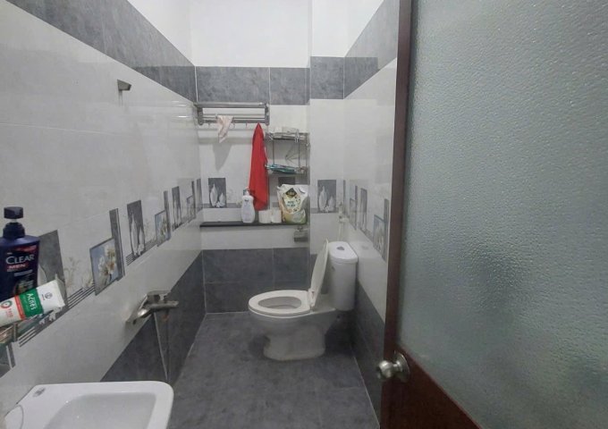 Cần bán gấp nhà 3 tầng - st (4x 18.5) Mặt Tiền Tân Thới Nhất 17, Quận 12