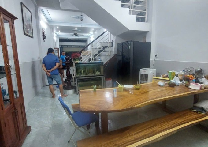 Cần bán gấp nhà 3 tầng - st (4x 18.5) Mặt Tiền Tân Thới Nhất 17, Quận 12