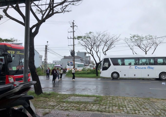 Cần bán lô đất biển Tân Trà, đường Lý Văn Phức, vị trí đẹp, giá đầu tư