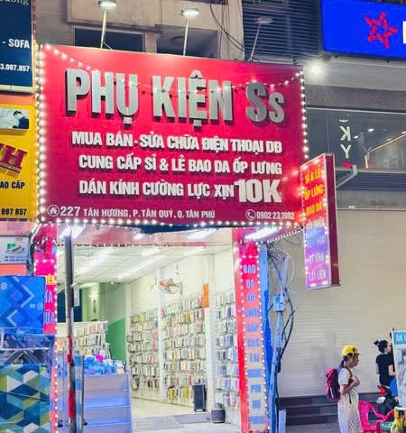 CHÍNH CHỦ CHUYỂN HƯỚNG KINH DOANH CẦN SANG TIỆM PHỤ KIÊN ĐIỆN THOẠI