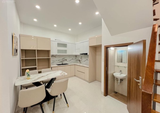 BÁN GẤP NHÀ TẢ THANH OAI, NGÕ NÔNG, RỘNG DÃI THOÁNG SÁNG, Ô TÔ ĐỖ CỬA, DT 50M2X 5 TẦNG, gi.á 5 tỷ hơn