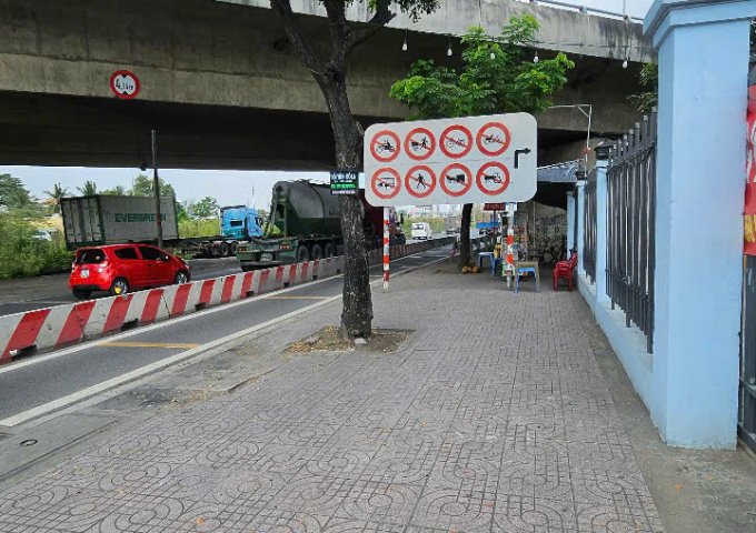 CHO THUÊ MẶT BẰNG 800m2 ĐỊA CHỈ : 850 VÕ CHÍ CÔNG, P, PHÚ HỮU Q.9 TP. THỦ ĐỨC