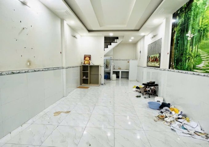 Nhà ô tô đỗ cửa, cạnh công viên Nguyễn Sỹ Sách, 4.6 tỷ