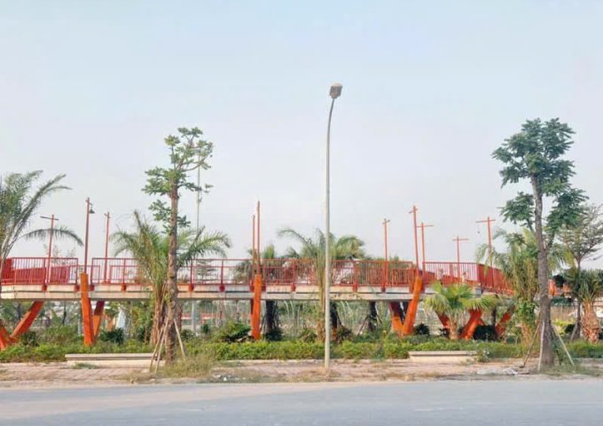 Chính chủ cần bán gấp mảnh đất 3 mặt tiền khu đô thị mới Ngọc Thuỵ Long Biên Hà Nội