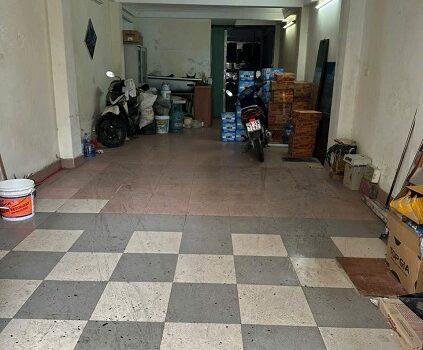 Chính chủ cho thuê nhà tầng 1 phía sau nhà 214 Hoàng Ngân, Trung Hoà, Cầu Giấy, Hà Nội.