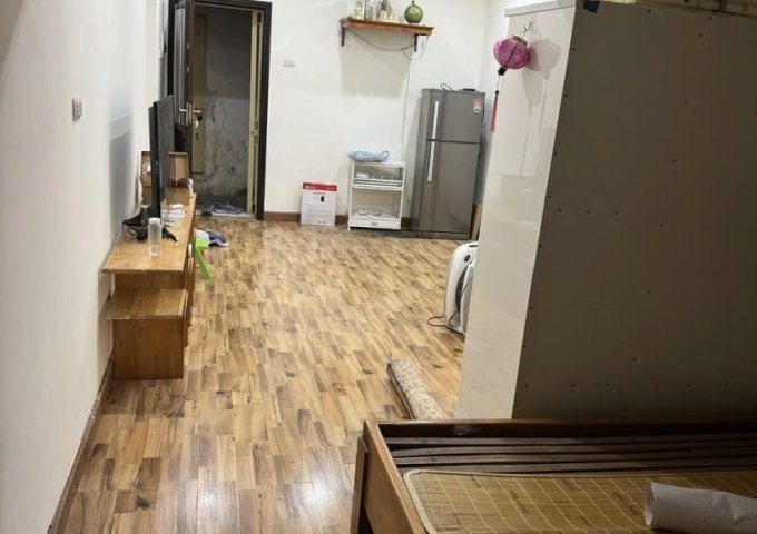 Cho Thuê Nhà Tầng 3 Khu Tập Thể, Nhà Phân Lô Đường Vĩnh Hồ, Phường Thịnh Quang, Đống Đa, Hà Nội