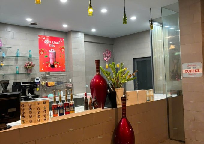 Cho thuê Quán hoặc bán Địa chỉ : 10-12-14 Đường số 50, P Tân Tạo, Q Bình Tân, TPHCM