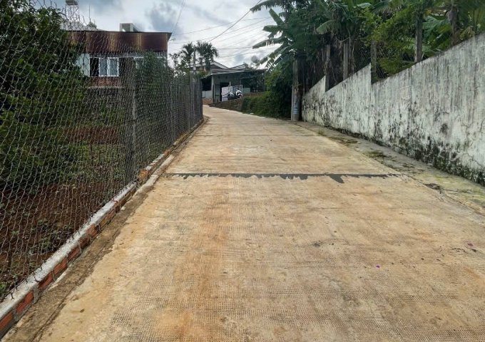 Cần bán mảnh đất đẹp tại hẻm 118 Tôn Thất Thuyết Tổ 1 phường Hoa Lư