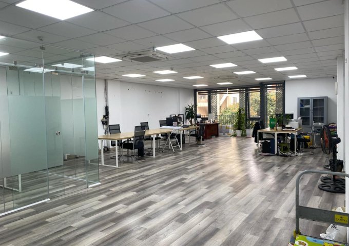 Sang nhượng văn phòng khu Nghĩa Đô, Cầu Giấy, Hà Nội – Diện tích 120m²