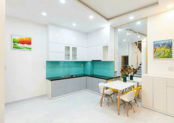 CHÍNH CHỦ GỬI BÁN NHÀ 4 TẦNG CẠCH VINHOME GRAND PARK, Quận 9. CŨ, TP.HCM.