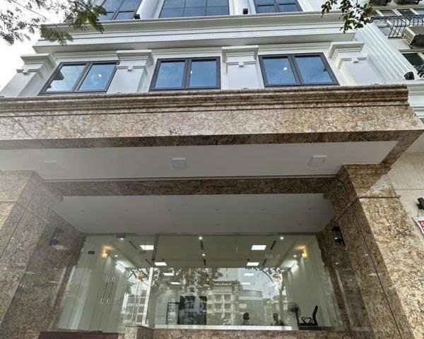 Nhà mặt phố Đoàn Thị Điểm 160m2 9T thang máy 3 thoáng dòng tiền 200tr/tháng