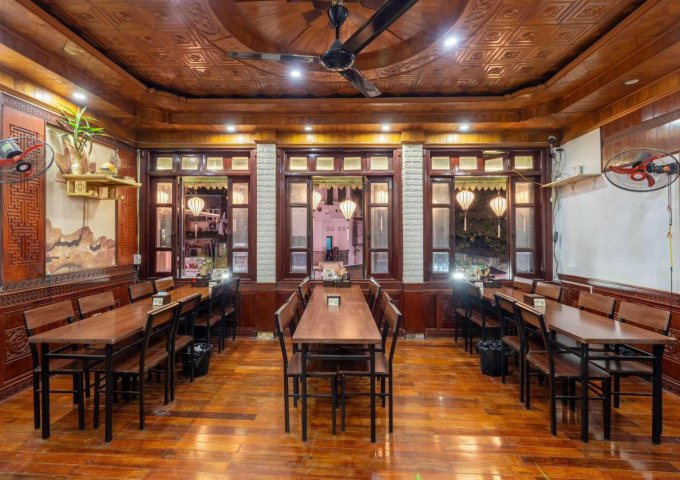 Sang nhượng quán ăn/ nhà hàng phố Hàng Giấy Hàng Mã, Hoàn Kiếm, Hà Nội