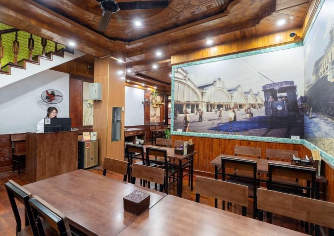 Sang nhượng quán ăn/ nhà hàng phố Hàng Giấy Hàng Mã, Hoàn Kiếm, Hà Nội