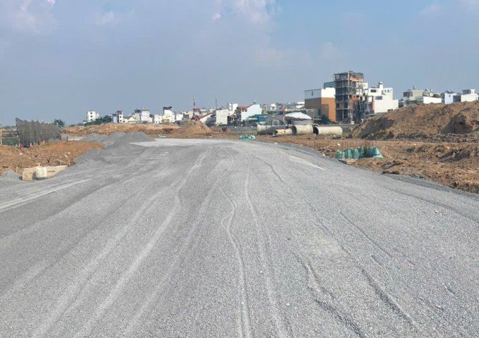 Bán đất 2 mặt tiền đường 40x50m full thổ giá 100 tỷ Đường Kênh Tham Lương, Quân 12