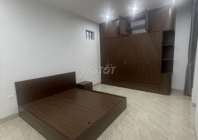 Cho thuê nhà 3 tầng ngõ 16 Phố Thượng Thuỵ, Phú Thượng, Tây Hồ