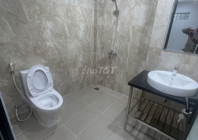 Cho thuê nhà 3 tầng ngõ 16 Phố Thượng Thuỵ, Phú Thượng, Tây Hồ