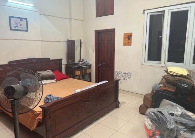 Bán Nhà Mặt Tiền 12,6 Tỷ, 4 Tầng-100m2 -Đường 297-Phước Long B-Quận 9