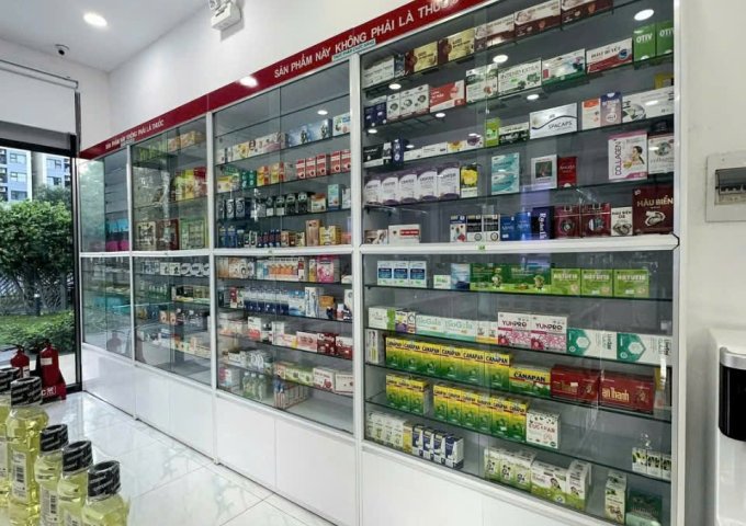 CHÍNH CHỦ SANG GẤP TẤT CẢ NỘI THẤT NHÀ THUỐC