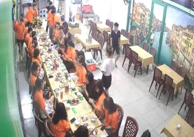 Do tình hình sức khỏe yếu chính chủ cần sang nhượng quán