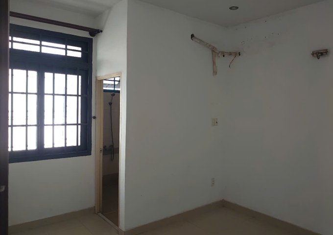 Chính chủ cho thuê nhà nguyên căn mặt tiền đường Dương Quảng Hàm