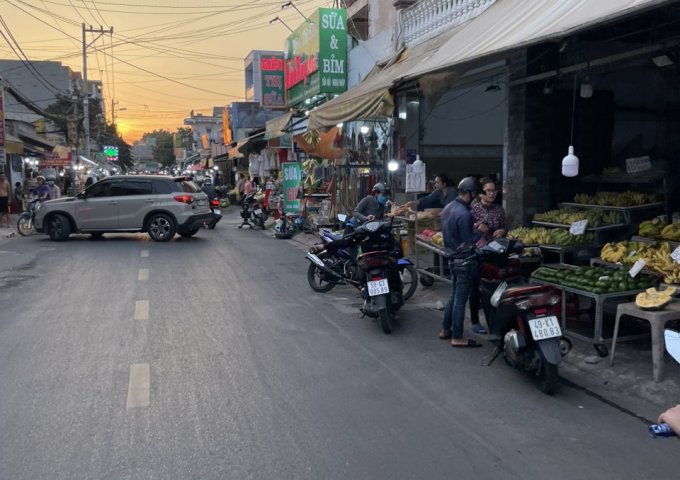 Bán nhà mặt tiền 7,3x35m nở hậu 8,5m giá 18,5 tỷ Đường Đông Hưng Thuận 42