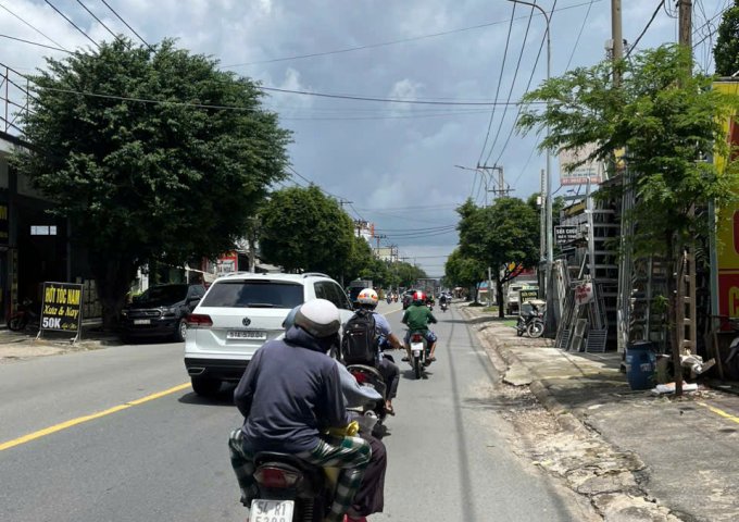 Bán nhà mặt tiền 8x32m – Giá chỉ 18 tỷ – Đường Đặng Thúc Vịnh, Hóc Môn!