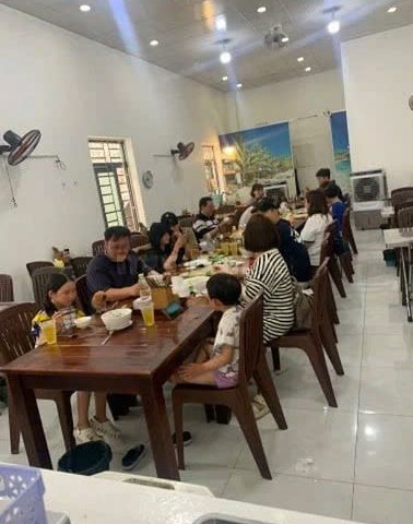 Sang nhượng thương hiệu hủ tiếu mực tư hường