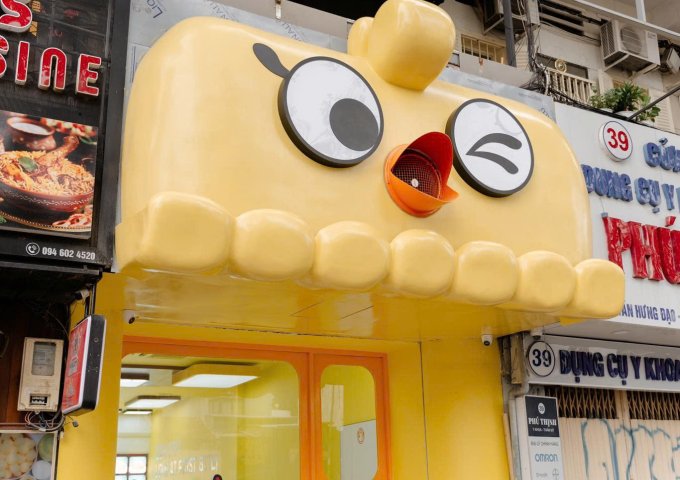 CHÍNH CHỦ CẦN SANG QUÁN GÀ HÀN QUỐC NGAY GA METRO QUẬN 1