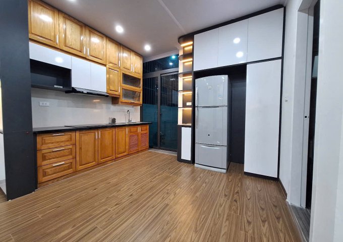 Căn hộ chung cư VP5 Linh Đàm - Hoàng Mai 72m2 * 2 ngủ ,View Hồ, giá 2 tỷ 760 triệu