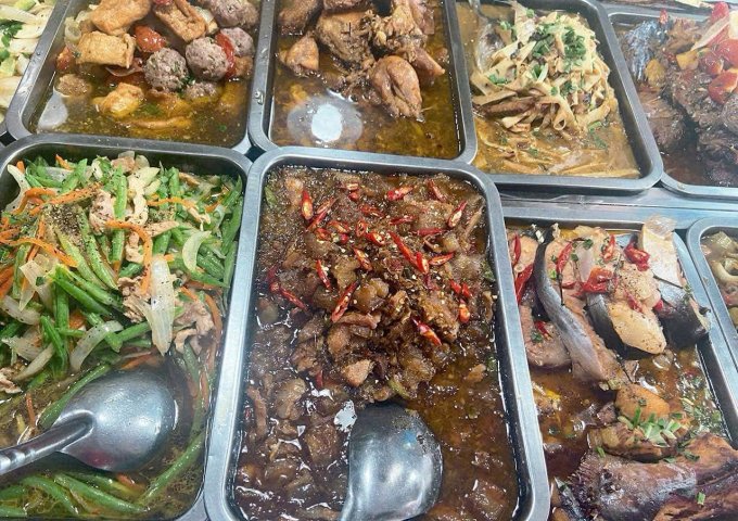 CẦN SANG NHƯỢNG QUÁN CƠM Mặt tiền đầu đường Man Thiện q9 tp Thủ Đức