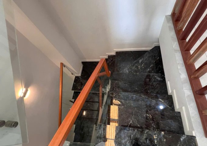 NHÀ SIÊU ĐẸP KDC SAVICO P.TAM BÌNH FULL NỘI THẤT, ĐƯỜNG SỐ 12, 188M2  giá 18,5 TỶ