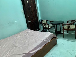 ► Cho thuê phòng đầy đủ tiện nghi có máy lạnh, tủ lạnh, máy nước nóng.