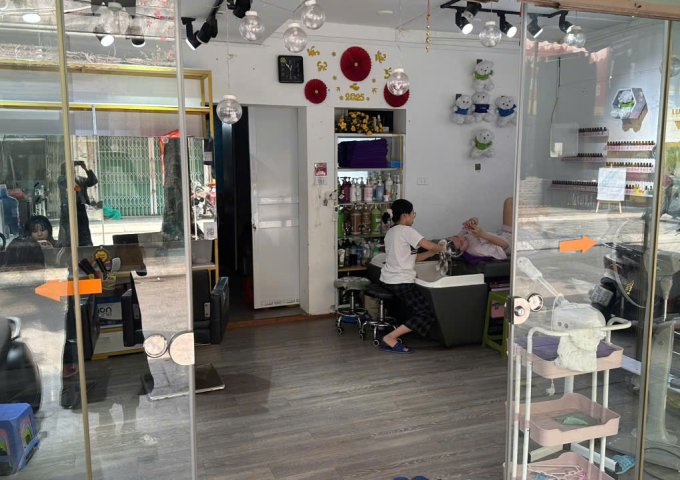 CHÍNH CHỦ CẦN SANG TIỆM GỘI ĐẦU NAIL Địa chỉ: 101 B5 tập thể nghĩa tân Cầu giấy Hà Nội