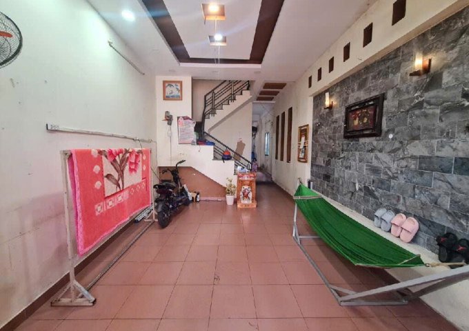 BÁN NHÀ 2 TẦNG, 135M2, HẺM ĐƯỜNG SỐ 12 TAM BÌNH, THỦ ĐỨC - GIÁ 6 TỶ - SỔ HỒNG CHÍNH CHỦ