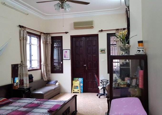 Bán nhà mặt phố Lý Quốc Sư, 102m2, mặt tiền 4.5m, 74 tỉ, kinh doanh khách sạn