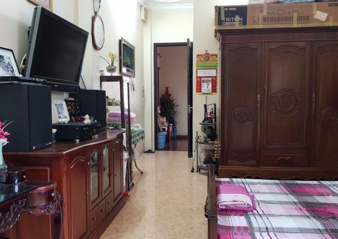 Bán nhà mặt phố Lý Quốc Sư, 102m2, mặt tiền 4.5m, 74 tỉ, kinh doanh khách sạn