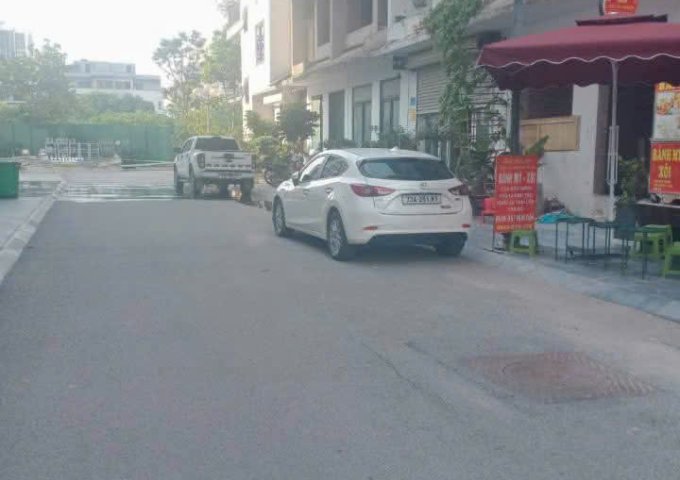 Chính Chủ Cho Thuê Văn Phòng 65m2 Tại Định Công, Hà Nội