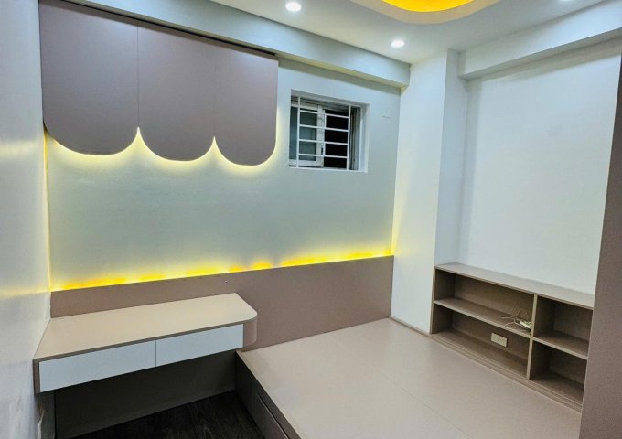 Bắc Linh Đàm - Hoàng Mai - Căn hộ CC 83m2 *3 ngủ tầng 8, căn góc thoáng view đẹp, Giá chỉ hơn 4 tỷ