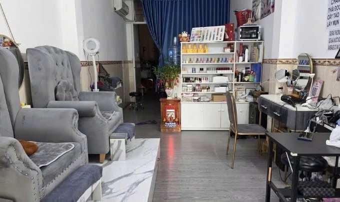 CHÍNH CHỦ CẦN SANG TIỆM NAIL - MI - GỘI - CHĂM SÓC DA KHU VỰC QUẬN 6