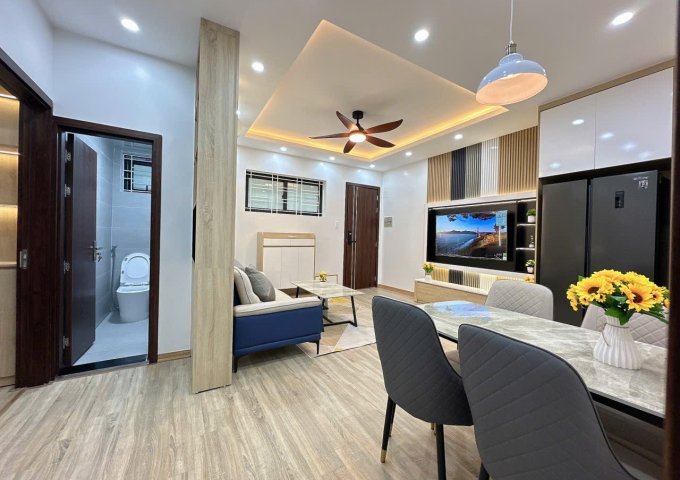 Linh Đàm - Hoàng Mai - căn hộ chung cư sổ đỏ 76m2 - 3 ngủ View thoáng - tòa nhà mới - Full nội thấy mới koong - giá 4 tỷ 750 triệu