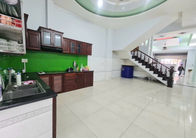 Chính chủ BÁN nhà MT Miếu Bình Đông