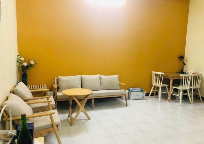 Chính chủ cho thuê nhà 3 tầng nguyên căn ở Phùng Chí Kiên, Cầu Giấy. Ngõ cạnh chung cư Tràng An Complex