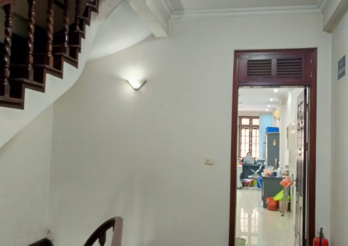 Bán Nhà Mặt Phố Hàng Nón Quận Hoàn Kiếm 45m4T 1 SỔ 1 CHỦ 32 Tỷ Hàng Nón. 