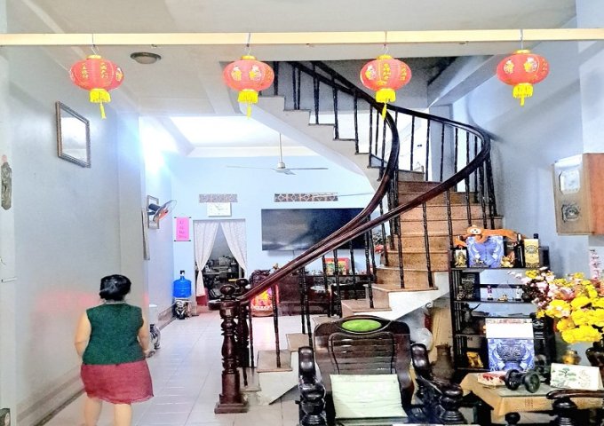 Bán nhà mặt tiền KD Cộng Hoà, P13, Tân Bình, 80m², 3 tầng, giá rẻ nhất con đường