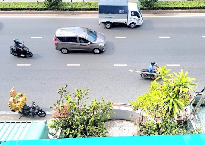 Bán nhà mặt tiền KD Cộng Hoà, P13, Tân Bình, 80m², 3 tầng, giá rẻ nhất con đường